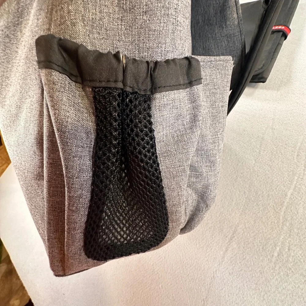 Skip Hop Via Messenger Diaper Bag Heather Grey Red Lining with Changing Pad‎